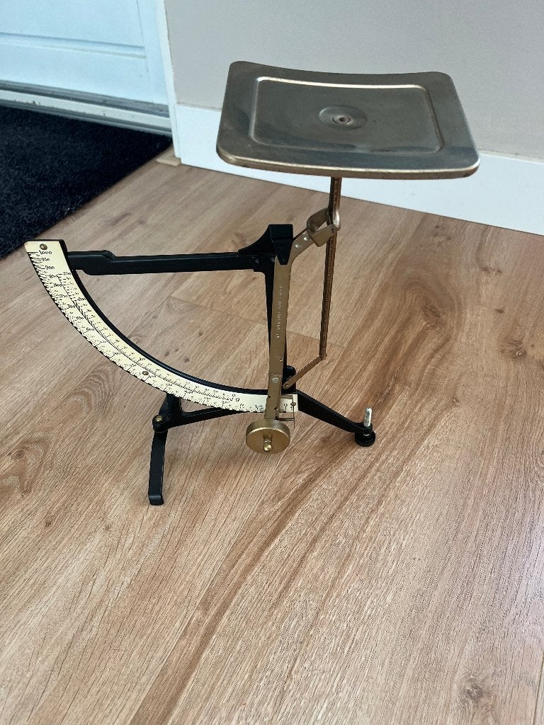 Antieke brievenweegschaal/postweegschaal, Ophalen