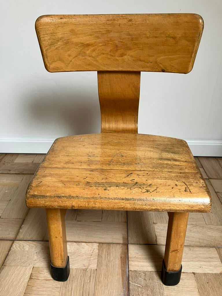 Vintage kinderstoeltje, Kinderen en Baby's, Kinderkamer | Tafels en Stoelen, Ophalen, Zo goed als nieuw, Stoel(en)