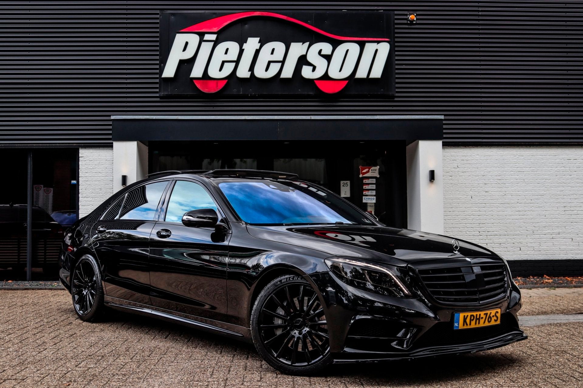 Mercedes-Benz S-klasse 500 Lang AMG PANO MASSAGE CHAUFFEUR, Auto's, Achterwielaandrijving, Gebruikt, Zwart, Adaptive Cruise Control