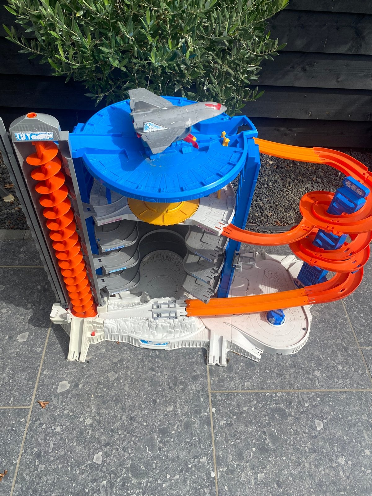 Hele grote Hot Wheels garage, Kinderen en Baby's, Speelgoed | Racebanen, Ophalen, Gebruikt, Elektrisch, Hot Wheels