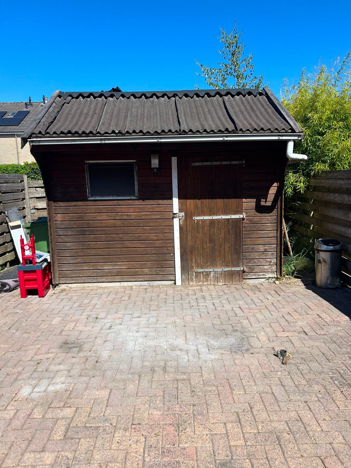 Houten schuur gratis zelf afbreken, 250 tot 500 cm, Schuur, Ophalen of Verzenden, 2 ramen