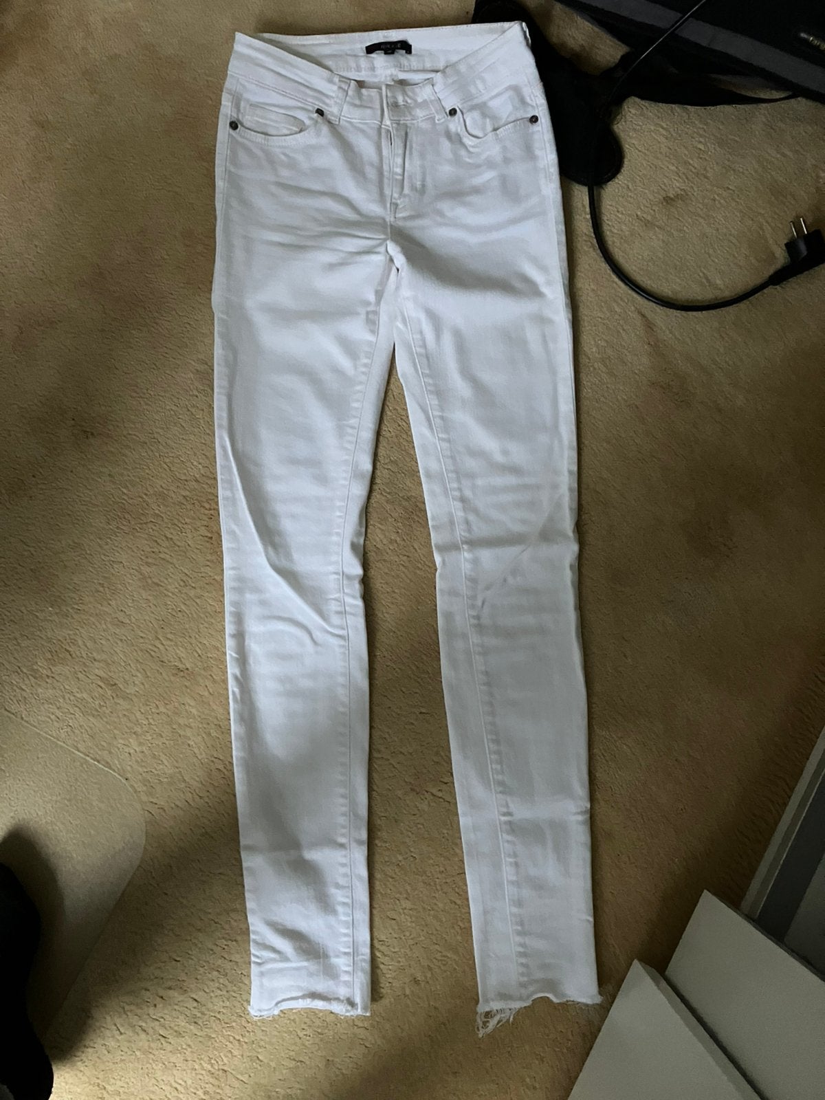 Skinny broek Nikkie maat 32, Ophalen of Verzenden, Nieuw, Wit, W27 (confectie 34) of kleiner