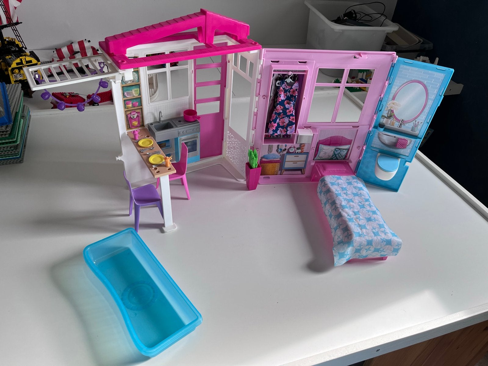 Barbie opvouwbaar droomhuis met accessoires, Ophalen, Gebruikt, Poppenhuis