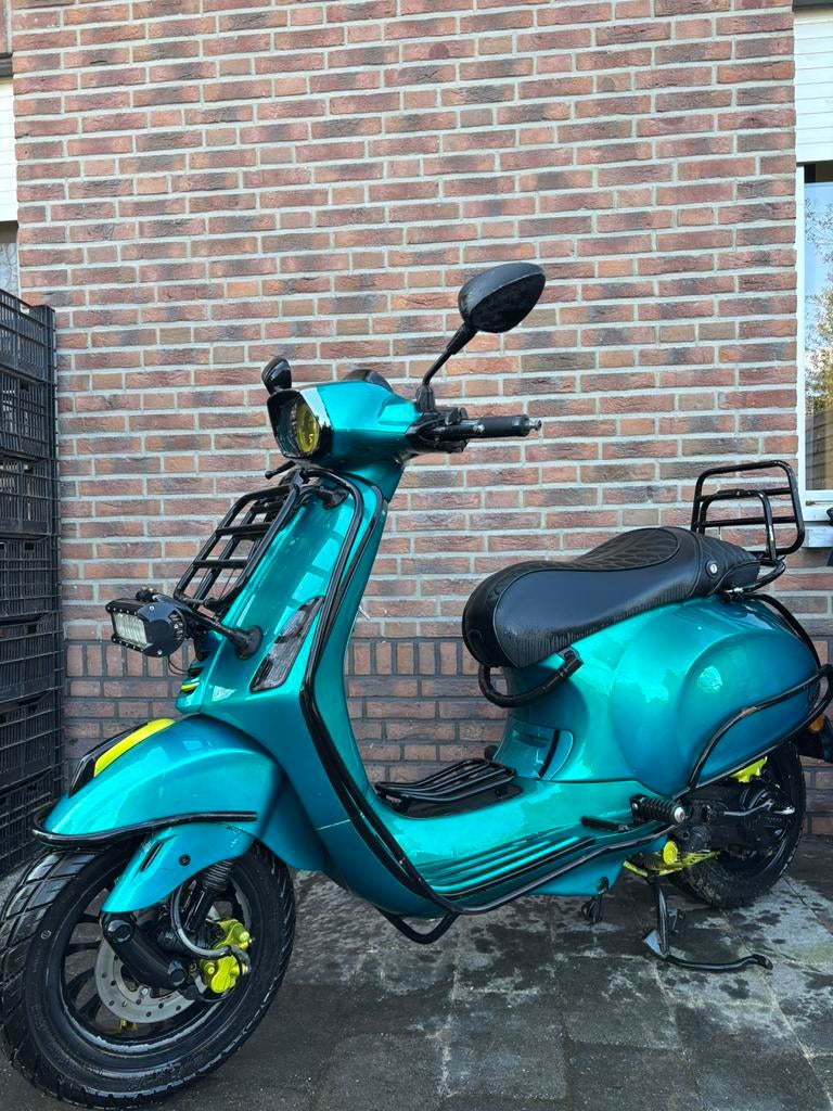 Vespa candy blue/green, Fietsen en Brommers, Scooters | Vespa, Ophalen, Gebruikt, Overige modellen, 80 cc