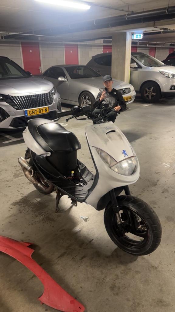 Viva city 50 cc 2 takt zonder 123, Fietsen en Brommers, Tweetakt, Gebruikt, Ophalen of Verzenden, Vivacity