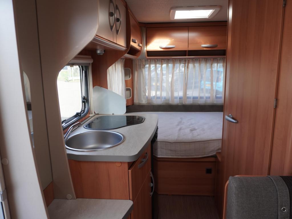 Eriba Nova Light 442 MET MOVER EN VOORTENT, Caravans en Kamperen, Caravans, Schokbreker, Treinzit, 750 - 1000 kg, Eriba