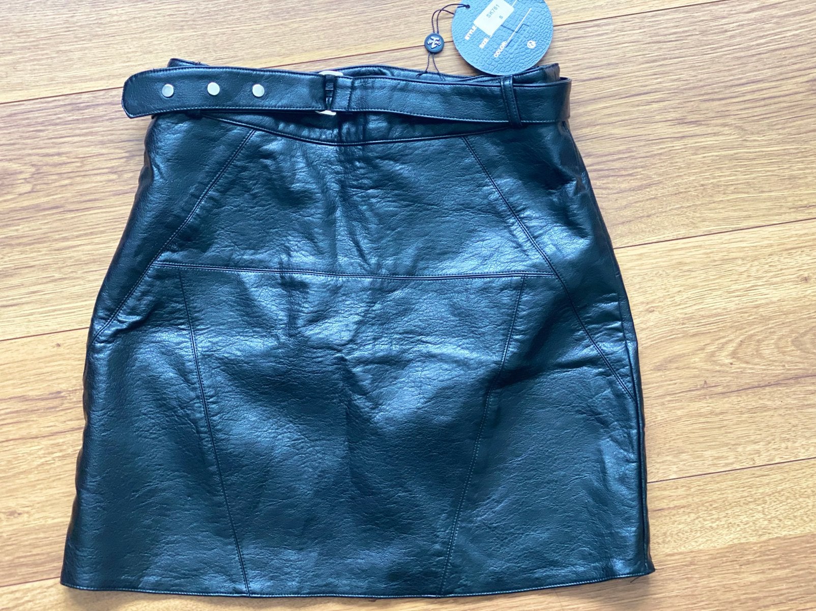 Nieuwe rok, Ophalen of Verzenden, Nieuw, Boven de knie