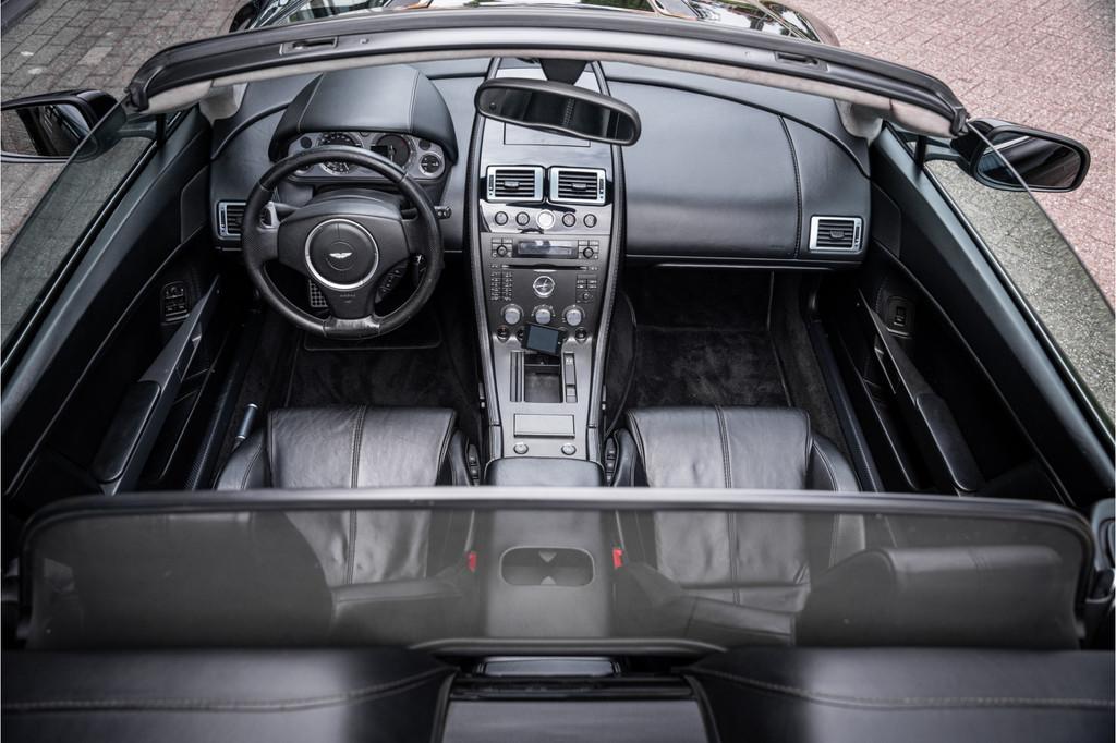 Aston Martin V8 Vantage Roadster 4.3 V8 Sportshift * Stinger, Achterwielaandrijving, Gebruikt, Cabriolet, Zwart