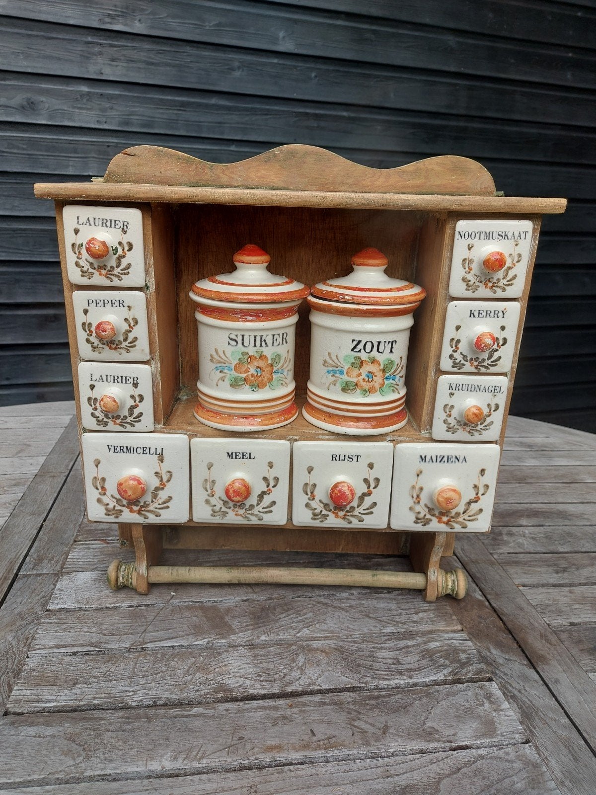 Vintage kruidenrek met 12 porseleinen lades en potten, Antiek en Kunst, Ophalen