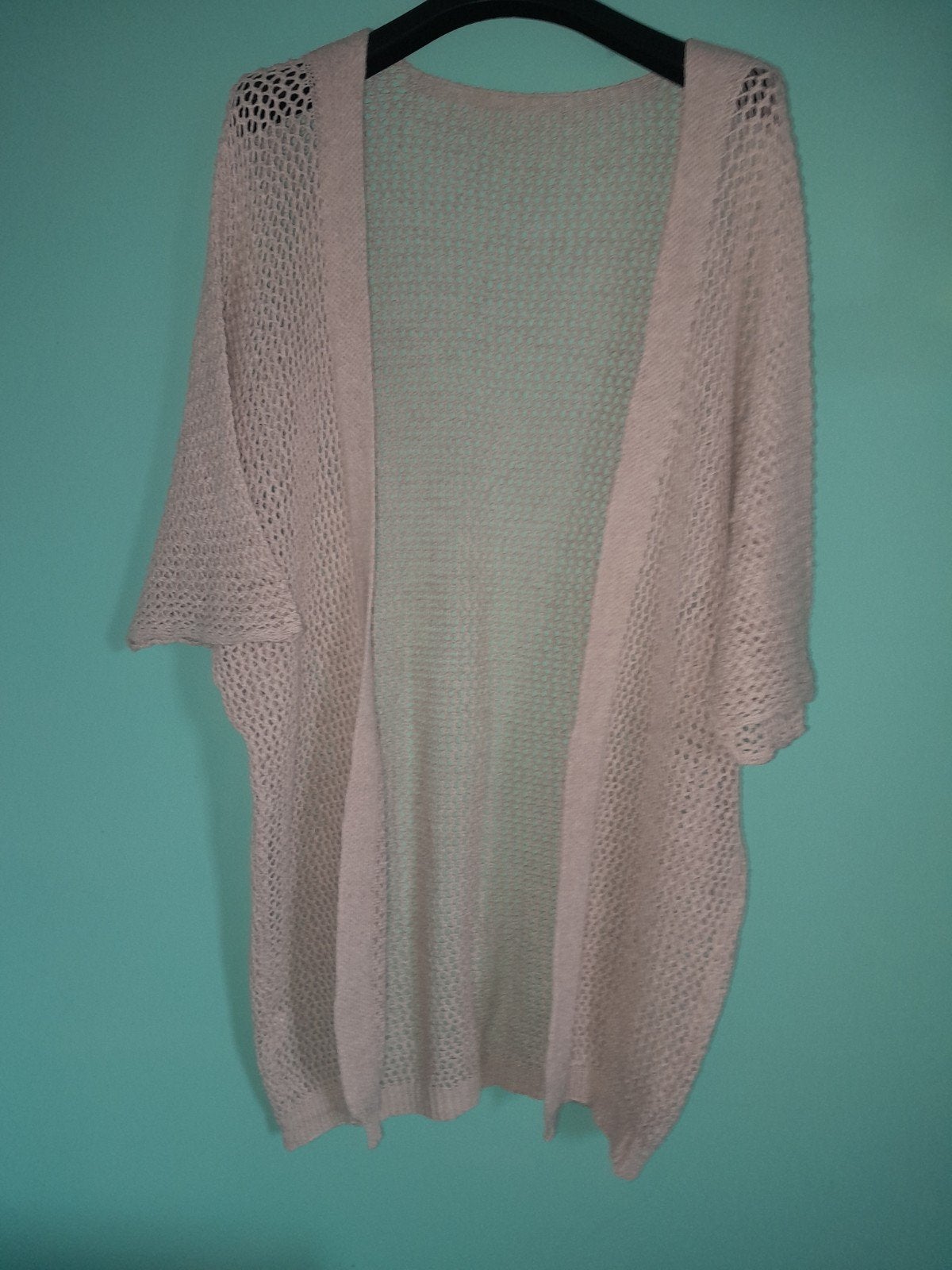 Halflang opengewerkt vest in beige - One Size (38 t/m 42), Ophalen of Verzenden, Gedragen, Maat 38/40 (M), Beige