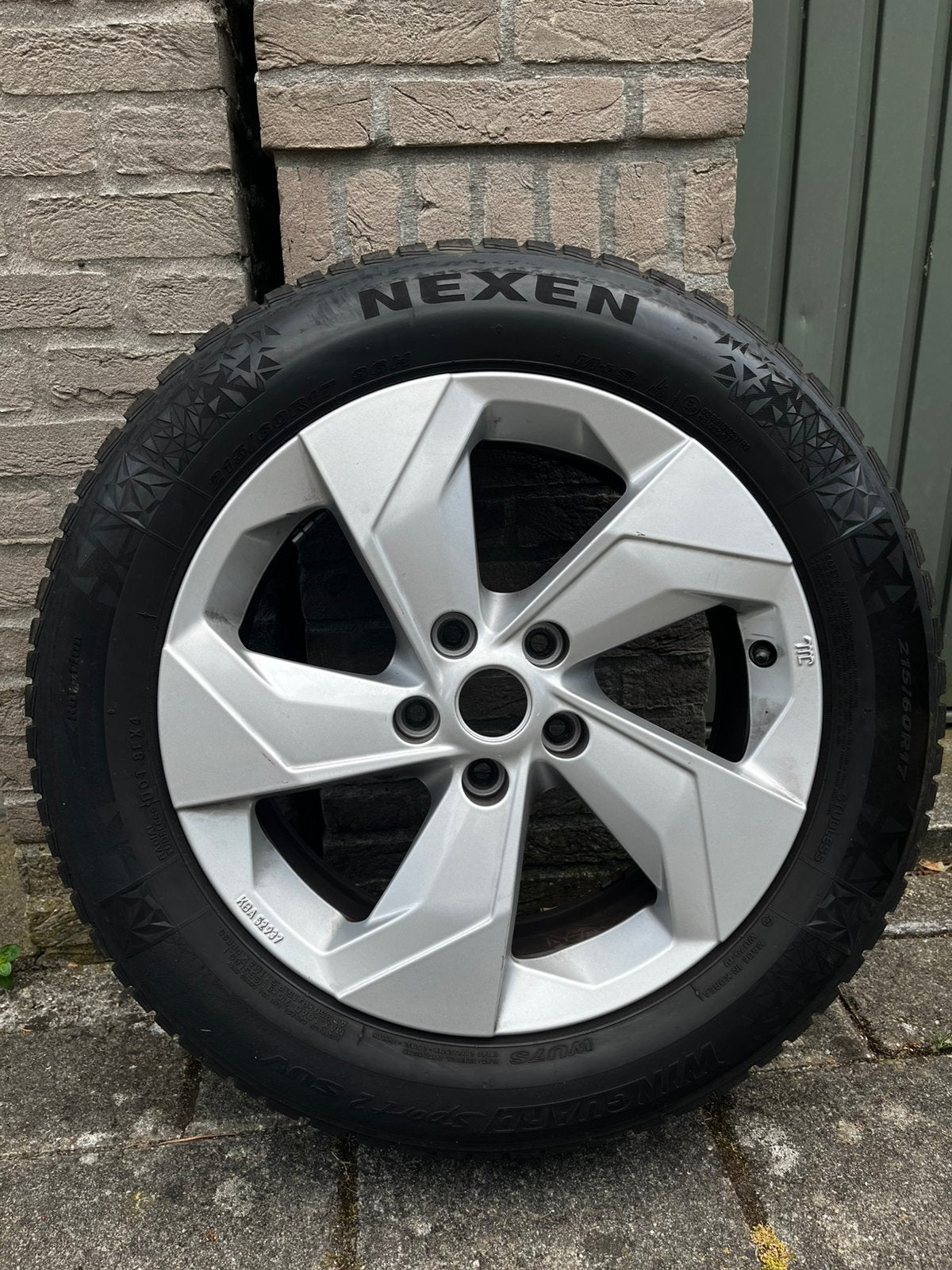 Nissan Qashqai J11, winterbanden. Nexen 215/60/R17., Auto-onderdelen, Banden en Velgen, Ophalen, Banden en Velgen, 17 inch, Winterbanden