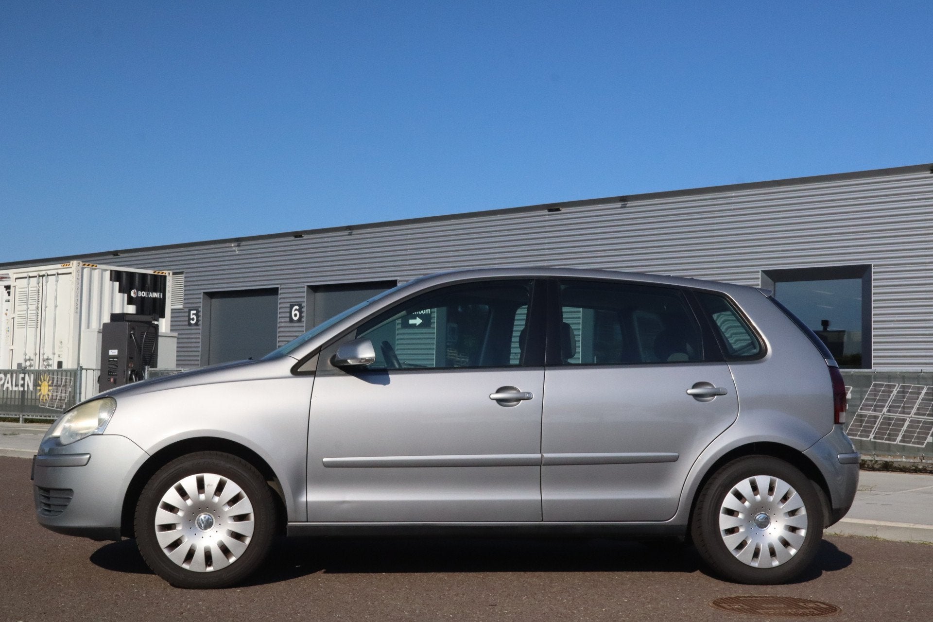 Volkswagen Polo 1.4-16V Comfortline (bj 2009), Auto's, Voorwielaandrijving, Stof, 4 cilinders, 82 pk