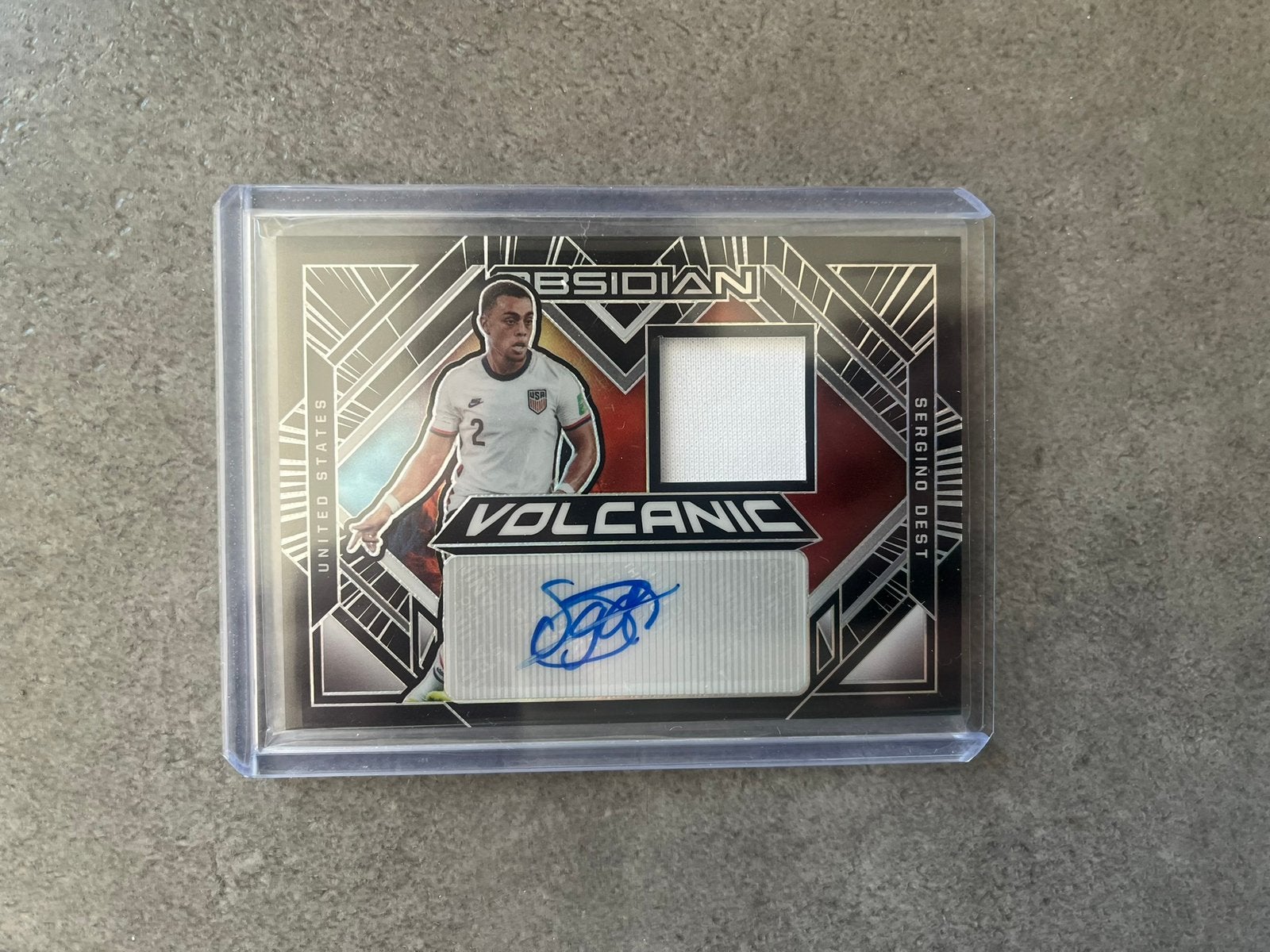 2021-22 Panini Obsidian Sergino Dest Jersey Relic Auto /80, Verzenden, Zo goed als nieuw, Plaatje