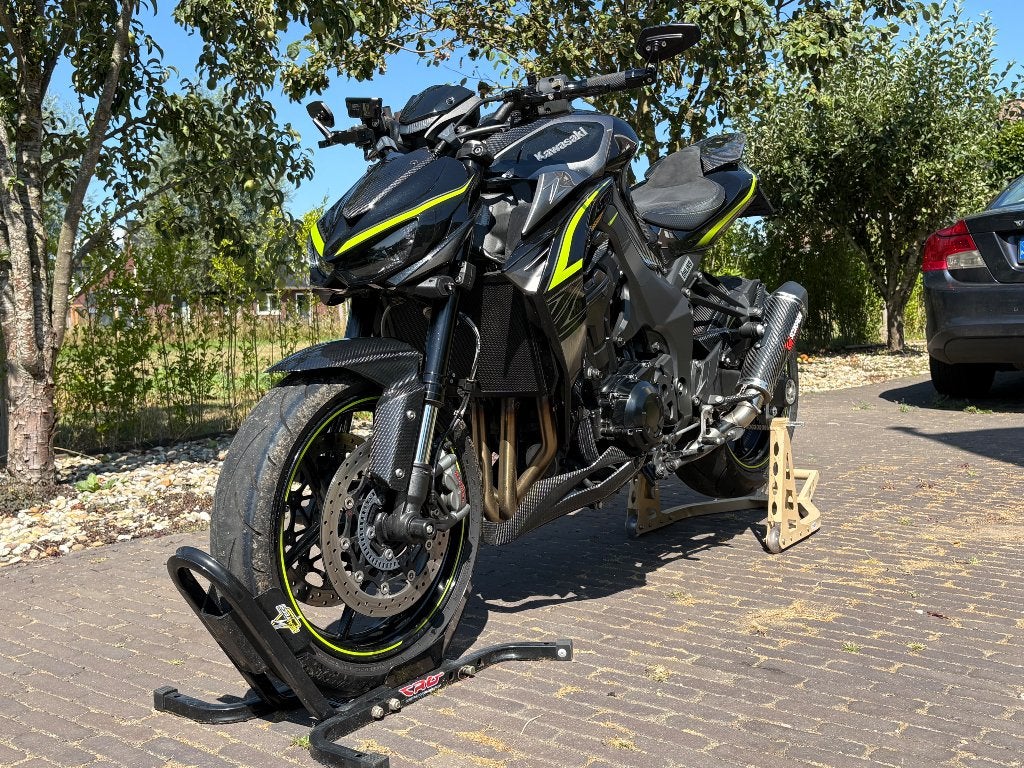 Kawasaki Z1000 R Naked Bike - Nieuwstaat, Motoren, Motoren | Kawasaki, Occasion, 4 cilinders, Motorrijbewijs A, Particulier