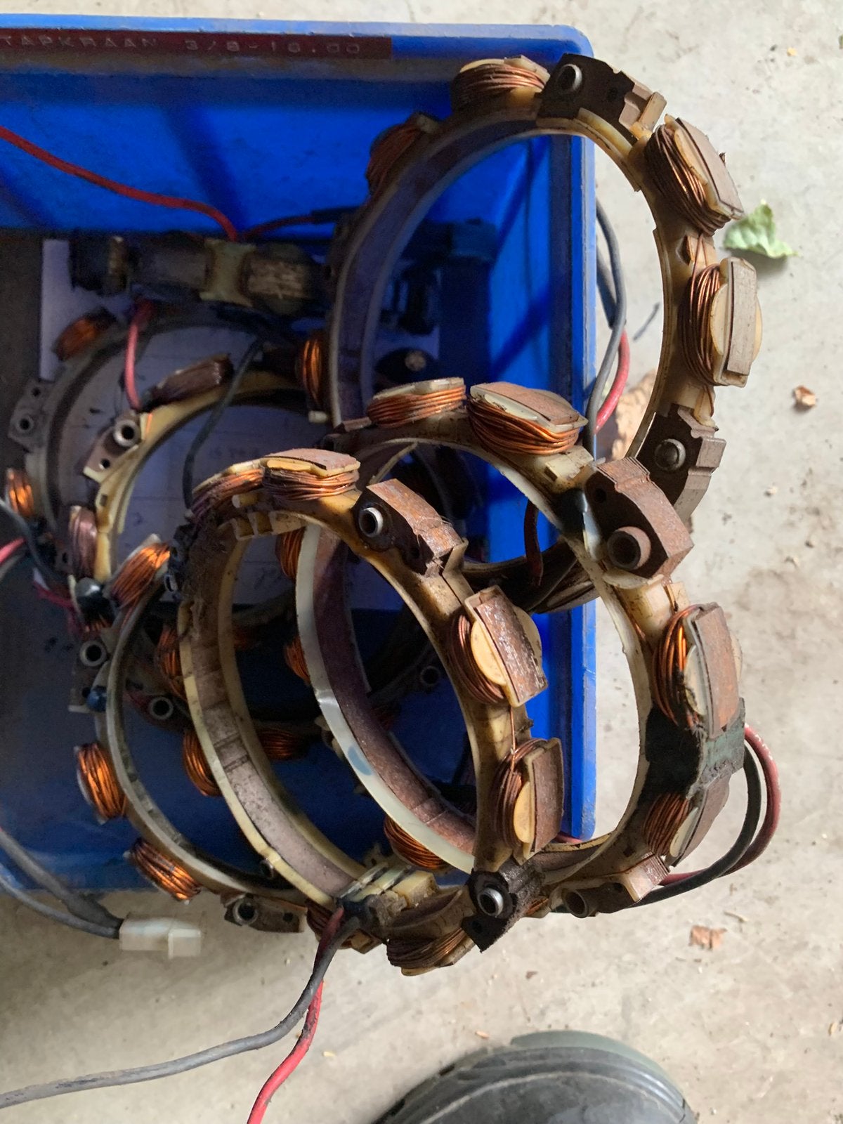 Grasmaaier  oplaadspoel B&S motor 10-13 pk spanning regelaar, Ophalen, Zo goed als nieuw, 50 cm of meer