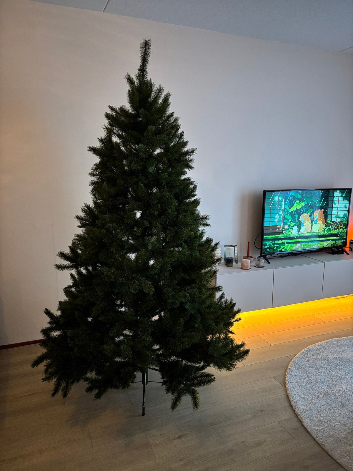 Triumph Tree kunstkerstboom Romagne D 140 H 215 cm, Diversen, Ophalen, Zo goed als nieuw