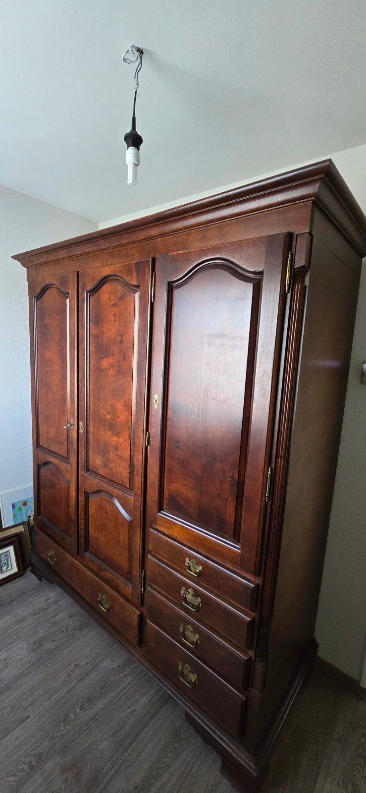 Massief houten kledingkast met lades en deuren, Ophalen, 200 cm of meer, 150 tot 200 cm, Klassiek, landelijk