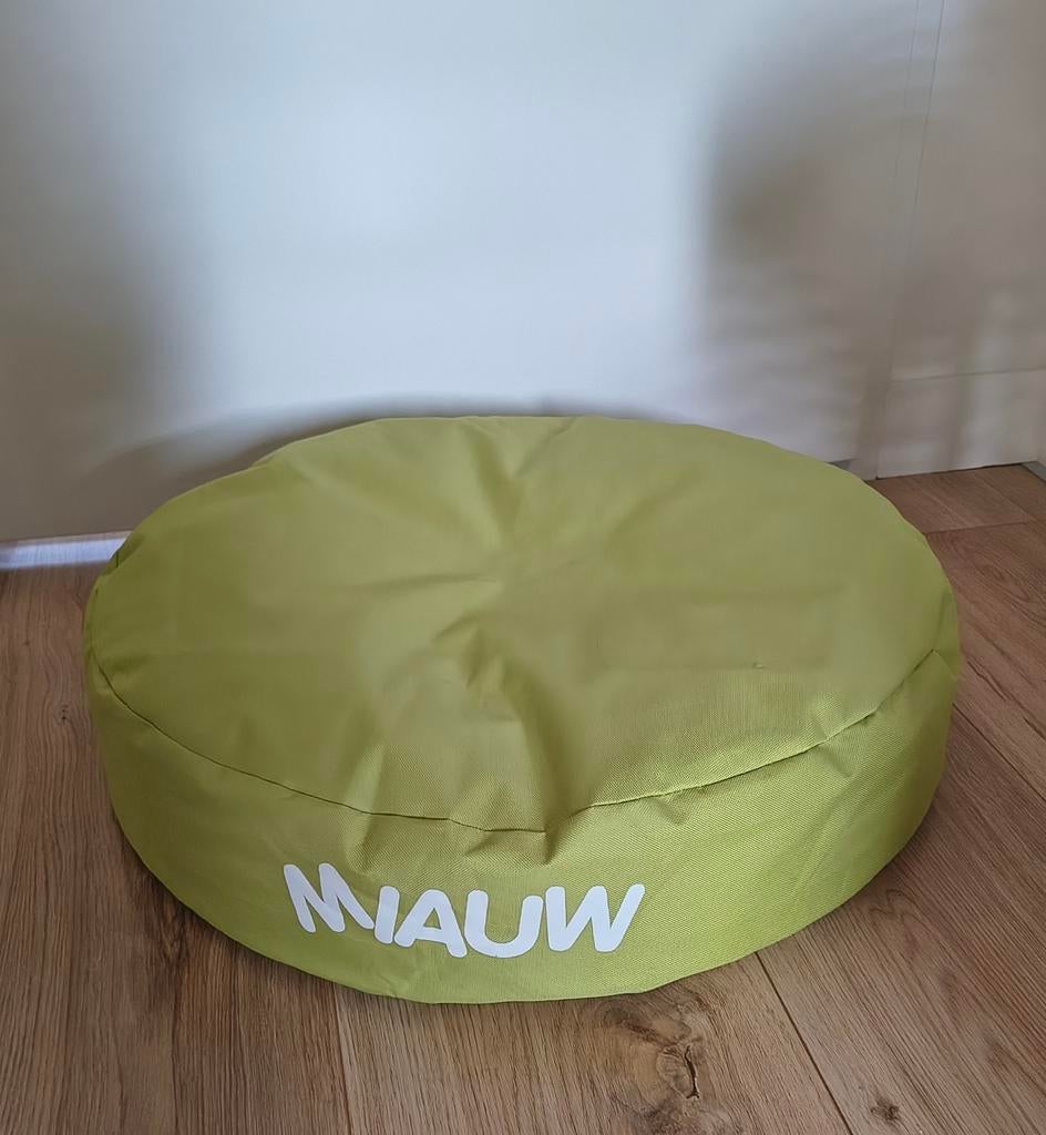 Leuk rond kattenbed, kattenkussen met nylon hoes zgan, Dieren en Toebehoren, Ophalen of Verzenden, Zo goed als nieuw