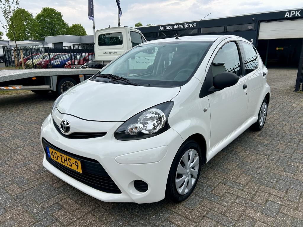 Toyota Aygo 1.0 VVT-i - 1e Eigenaar - Topstaat (bj 2012), Euro 5, Gebruikt, 4 stoelen, Origineel Nederlands