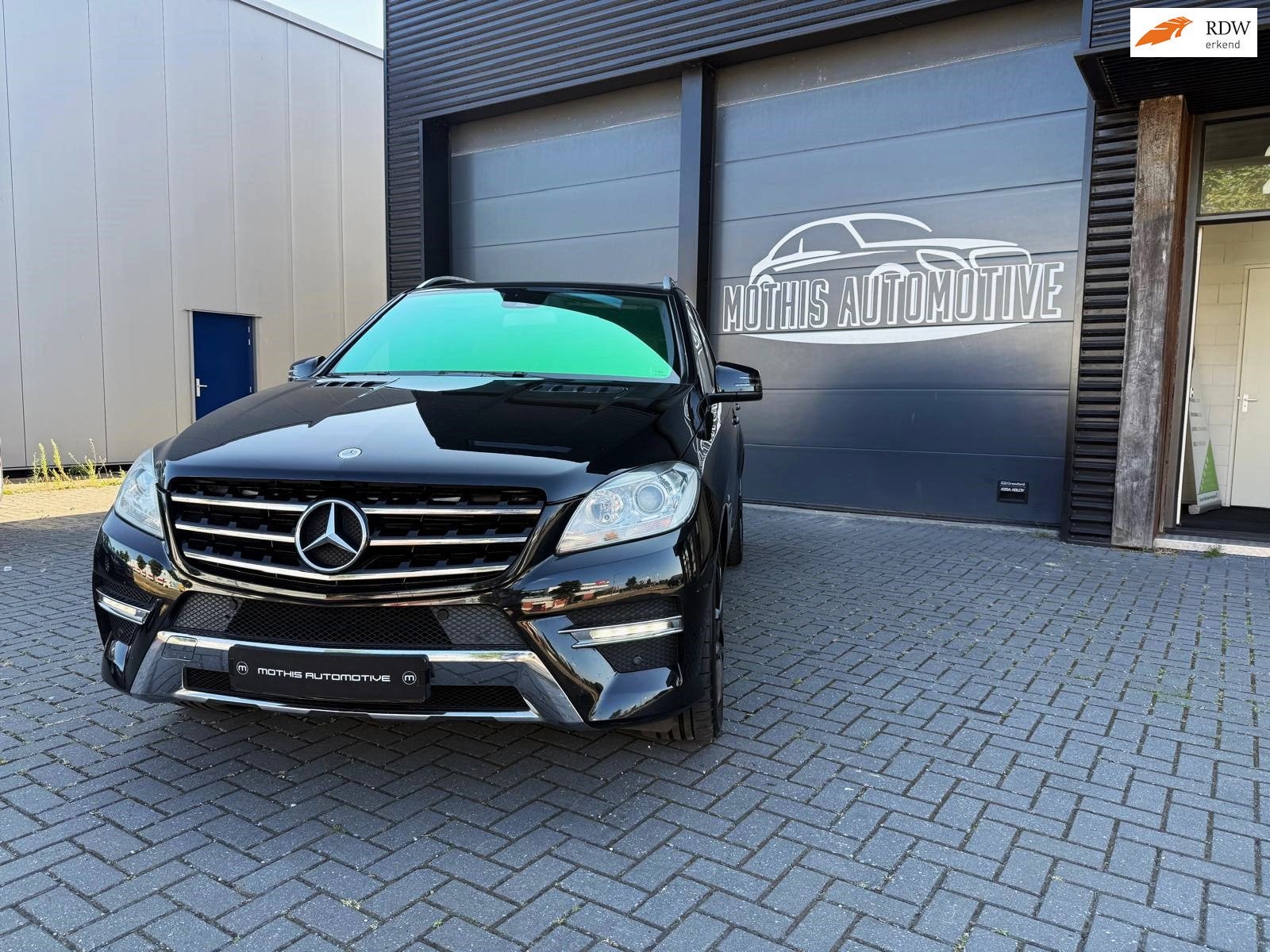 Mercedes-Benz M-klasse 350 Edition 1, Auto's, Mercedes-Benz, Automaat, Euro 5, Gebruikt, Zwart