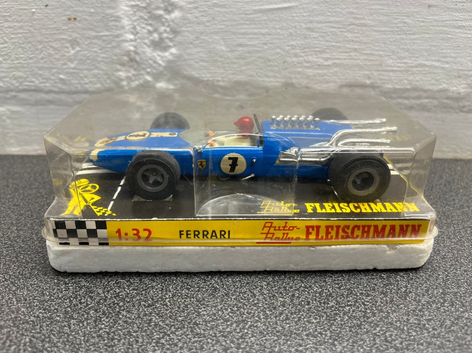 Fleischmann Ferrari F1 3200 Racebaan Auto, Ophalen of Verzenden, Elektrisch, Fleischmann