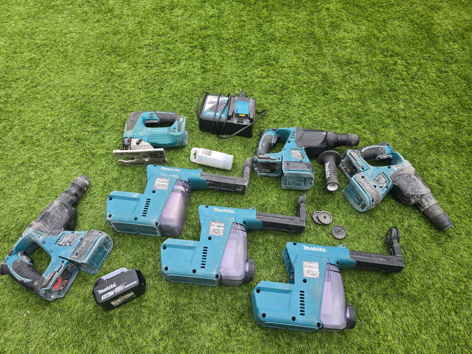 Makita Accugereedschap Set: 3x DHR243, DJV182, Accu & Lader, Doe-het-zelf en Verbouw, Gereedschap | Boormachines, Ophalen of Verzenden