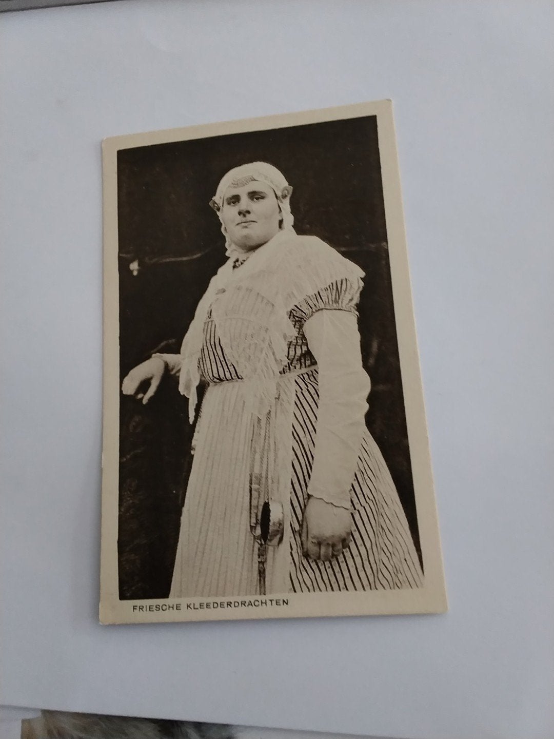 FRIESCHE KLEEDERDRACHTEN, Ophalen of Verzenden, Voor 1920, Klederdracht