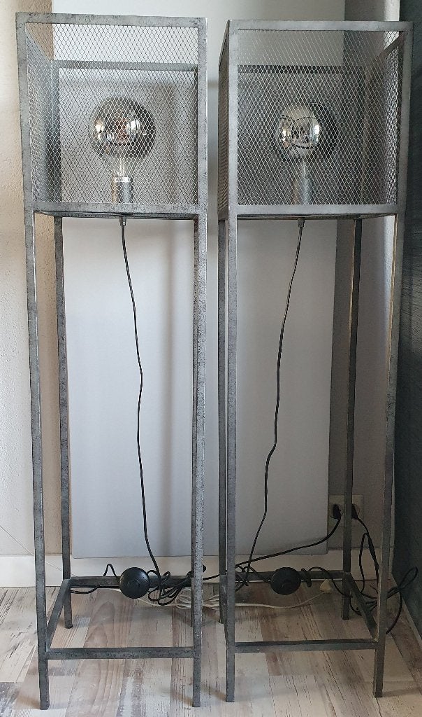 2X GEBRUIKTE INDUSTRIELE VLOERLAMP 'MATT' 1-LAMPS, Ophalen, Gebruikt, 100 tot 150 cm, E27 (groot)