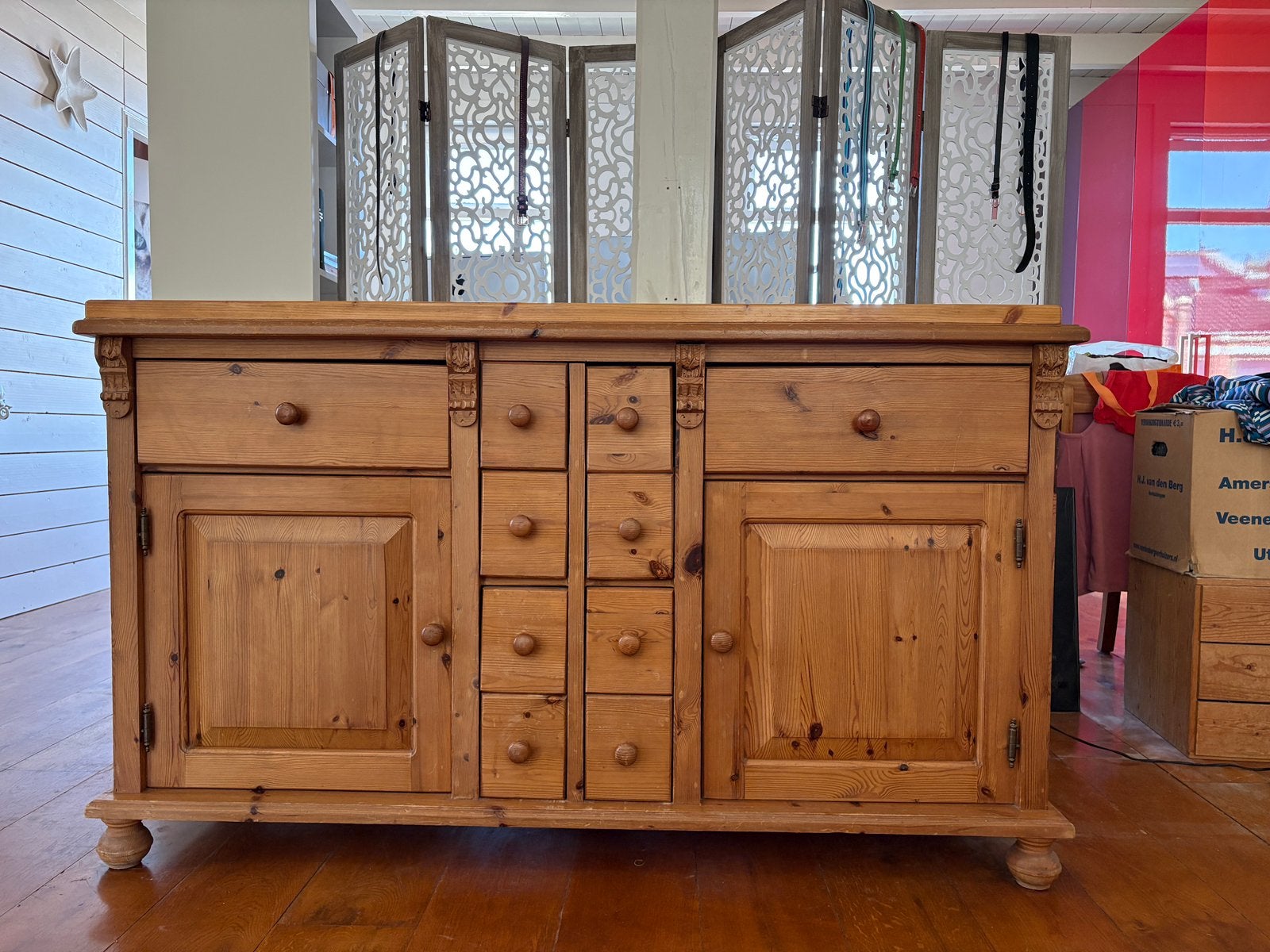 Unieke handgemaakte grenen kast - dressoir - commode, Huis en Inrichting, Kasten | Dressoirs, Ophalen, Gebruikt, 150 tot 200 cm
