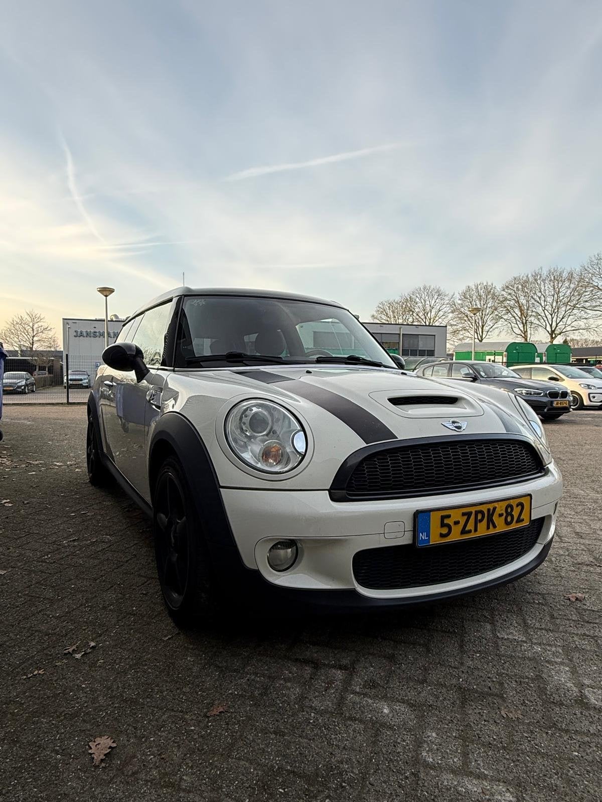 MINI Clubman 1.6 Cooper S Defecte koppeling / Handel / Expor, Auto's, Voorwielaandrijving, Euro 5, Stof, Gebruikt