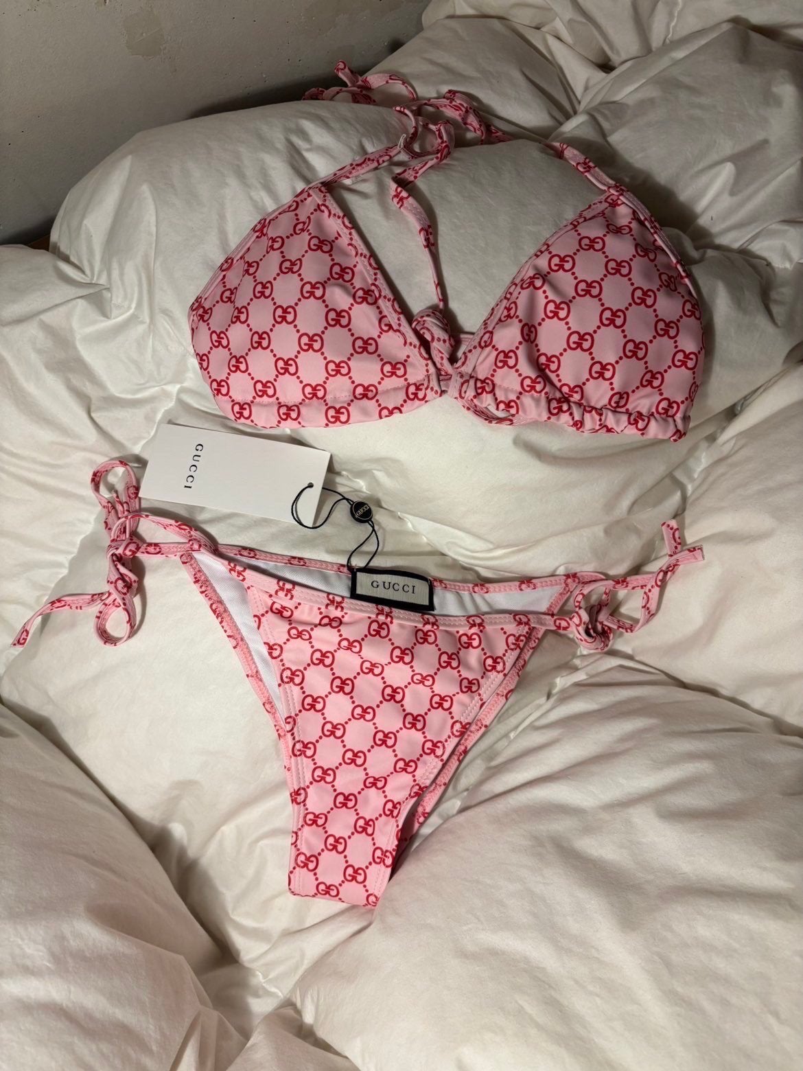 Gucci bikini set, Kleding | Dames, Ophalen of Verzenden, Nieuw, Roze, Bikini