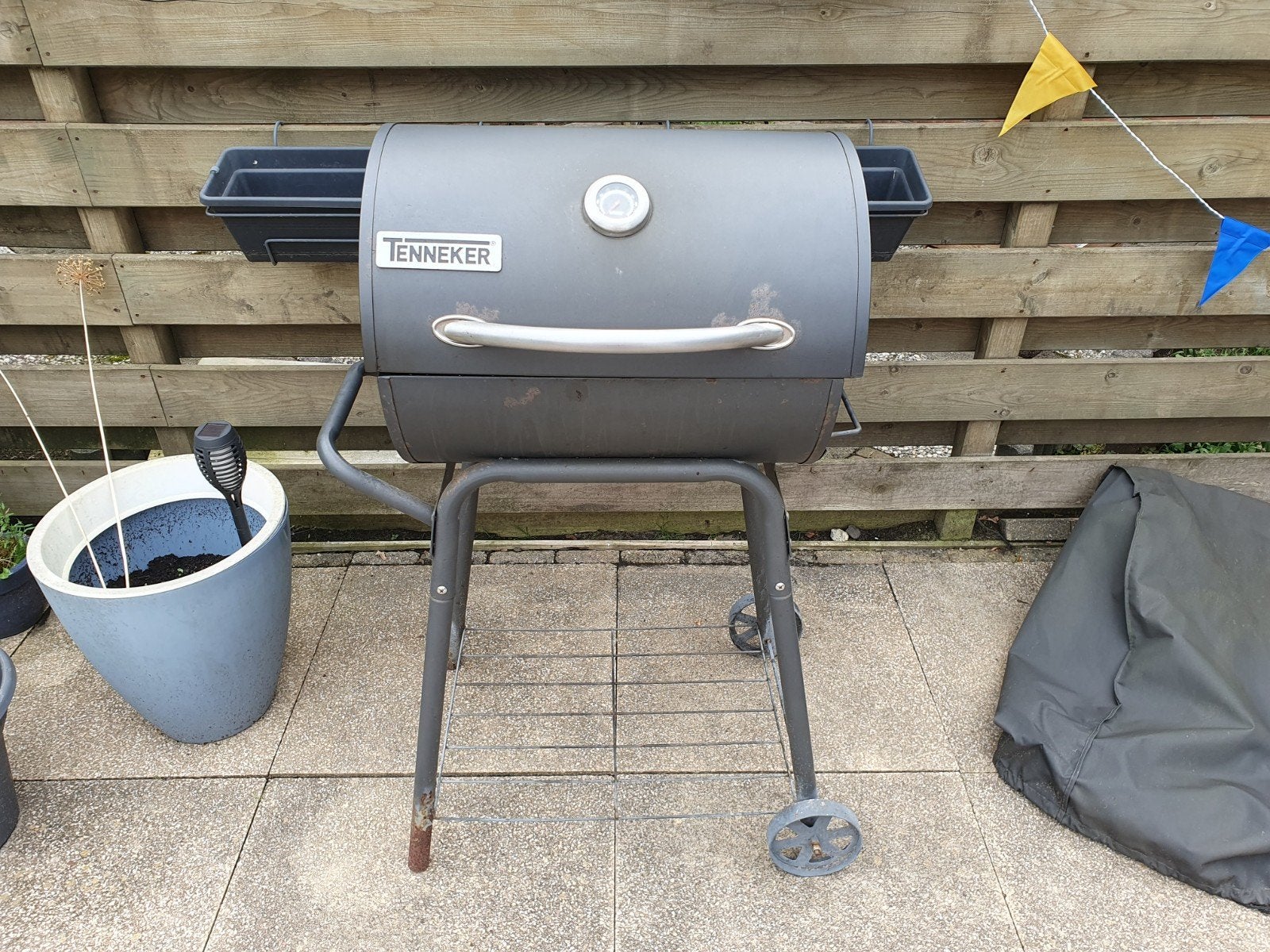 Tenneker houtskool terras barbecue - bbq, Ophalen