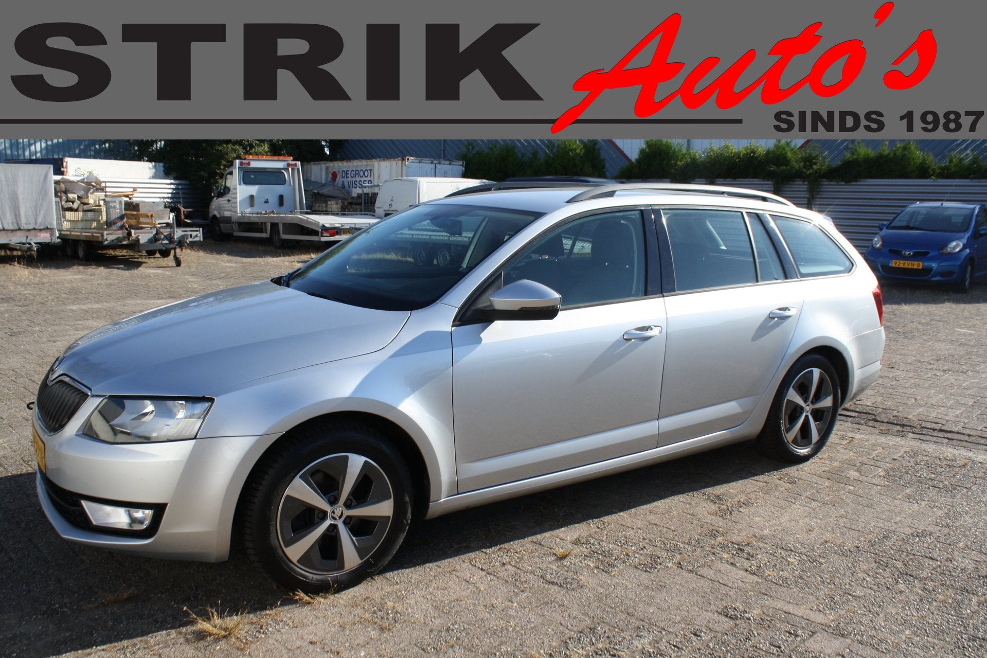 Skoda Octavia Combi 1.6 TDI EURO 6 NETTO EXPORT € 4249,- E, Auto's, Voorwielaandrijving, Stof, Gebruikt, 4 cilinders