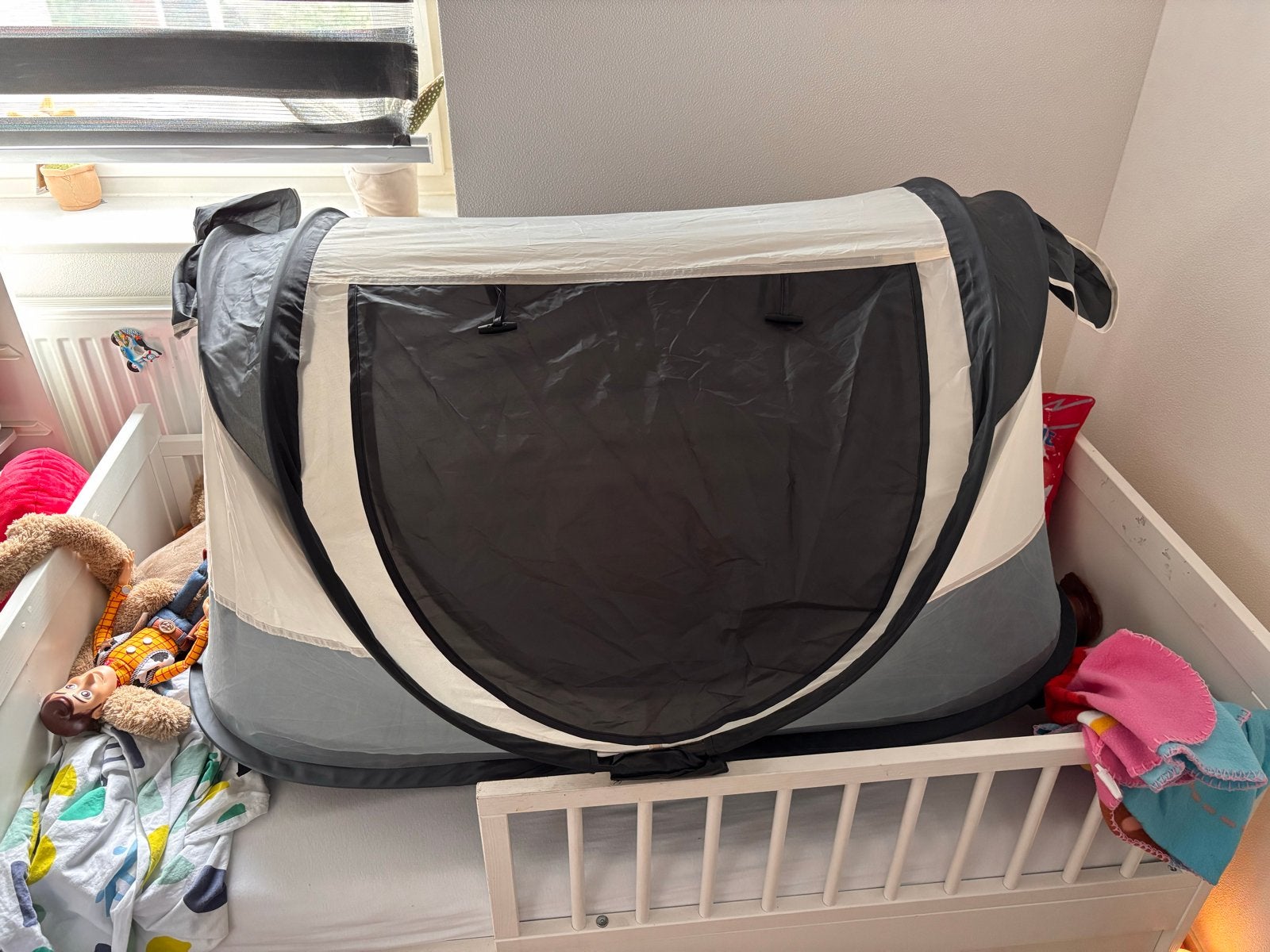 Deryan Deluxe Plus Peuter Campingbedje met Matras en Tas, Ophalen, Zo goed als nieuw, Reisbedje
