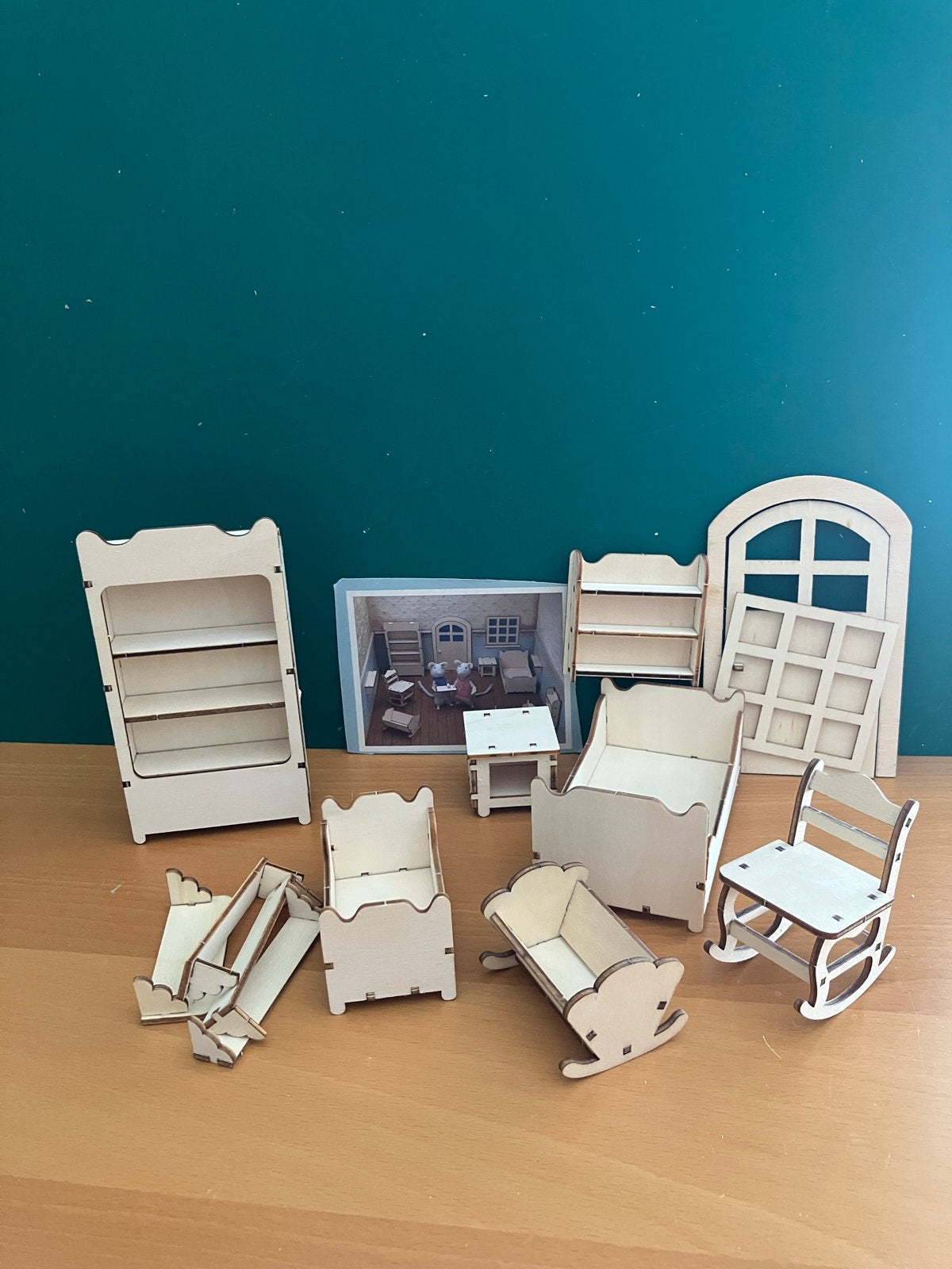 Houten muizenhuis  meubels - complete set, Ophalen of Verzenden, Gebruikt, Poppenhuis