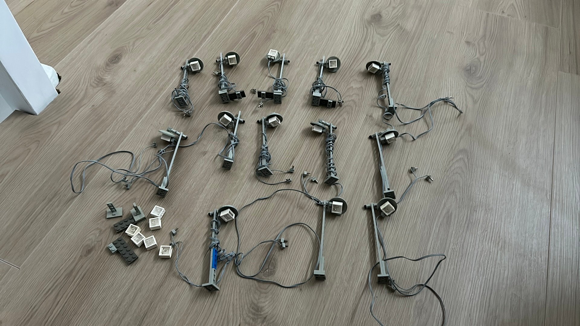 Lego jaren '80 trein verlichting met extra's, Kinderen en Baby's, Speelgoed | Duplo en Lego, Gebruikt, Lego, Accessoire, Inclusief extra onderdelen