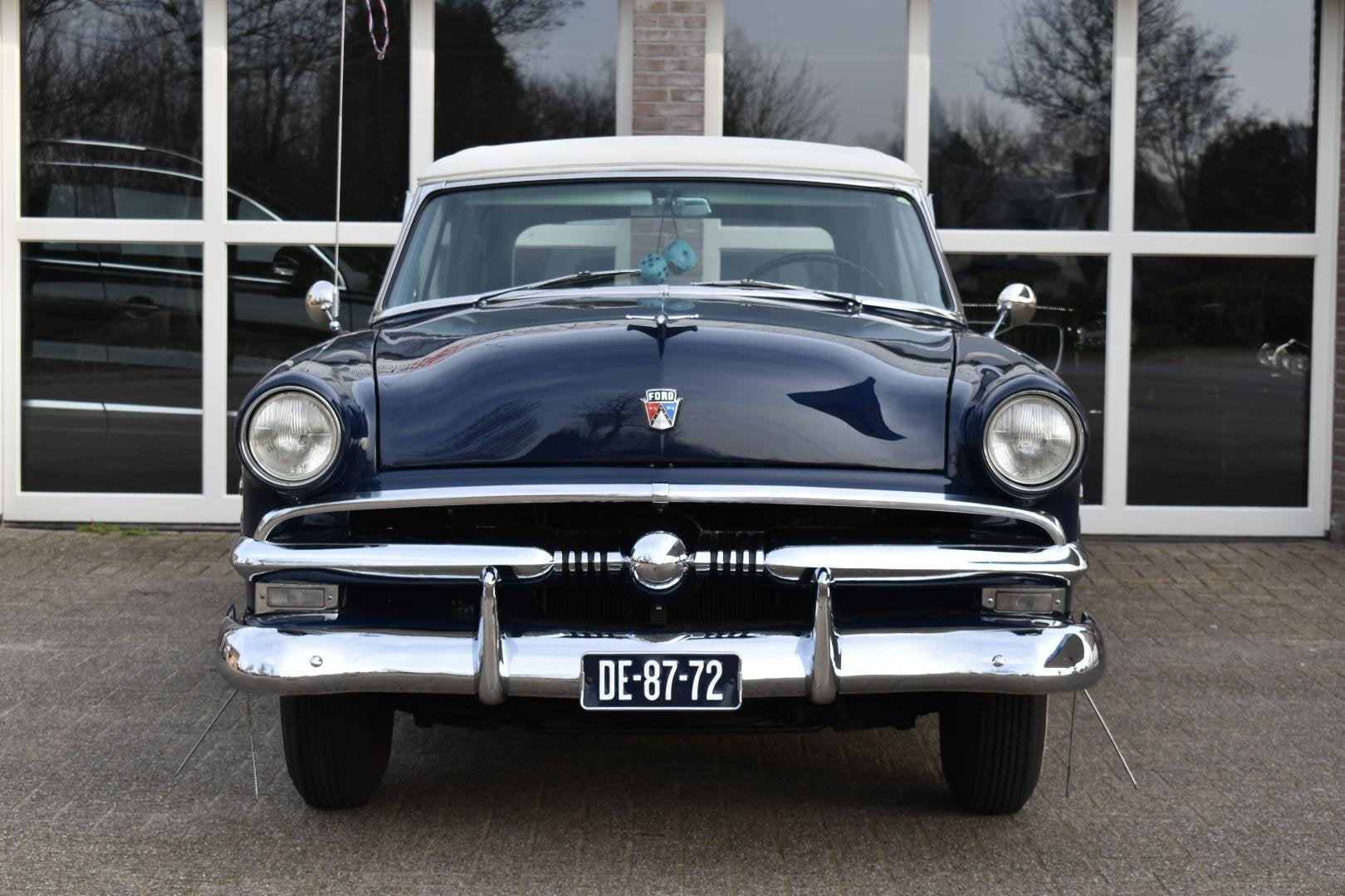 Ford CRESLINE SUNLINER |Nieuwstaat| 50 anniversary|1953, Achterwielaandrijving, 3500 cc, Blauw, Leder