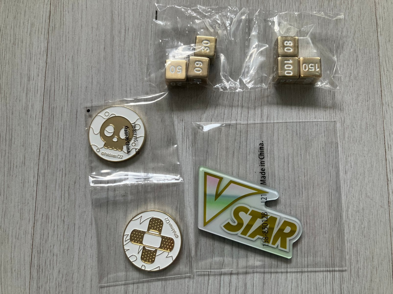 Pokemon Ultra Premium Collection dices set NIEUW, Ophalen of Verzenden, Nieuw
