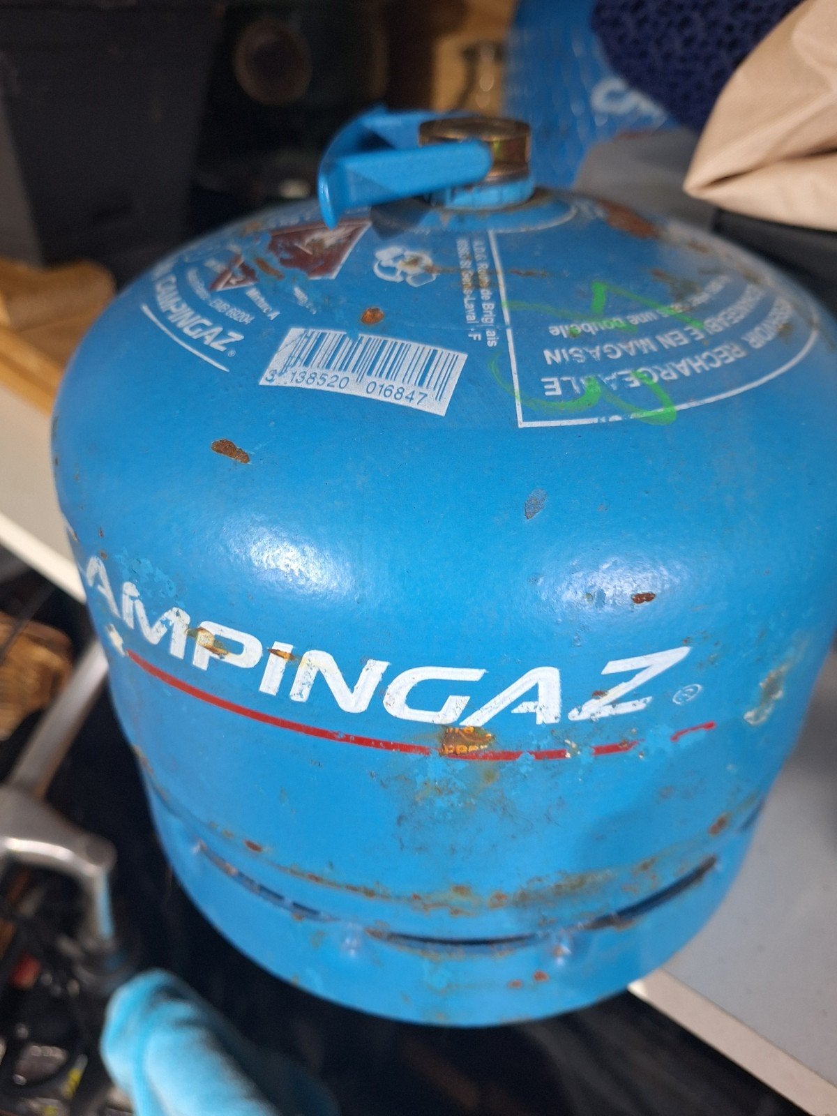 Campingaz gasfles (leeg), Ophalen, Gebruikt