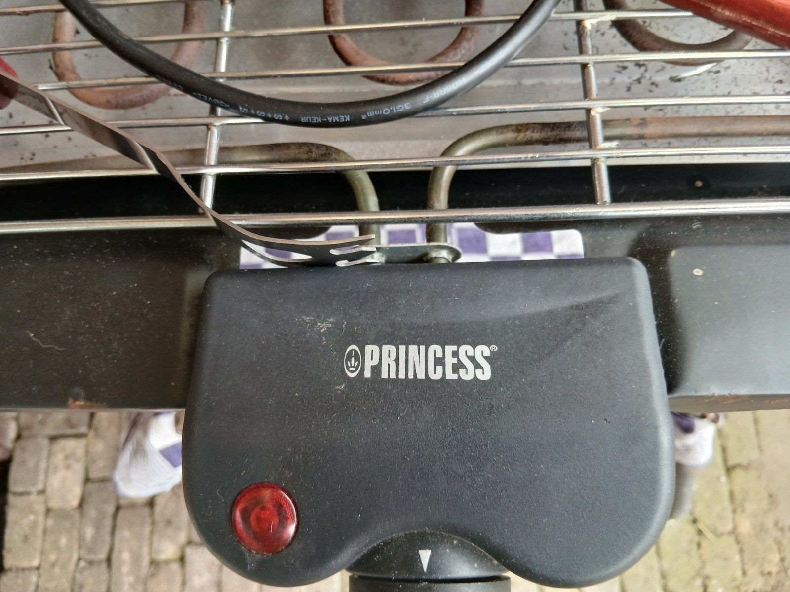 Princess elektrische barbecue met standaard en accessoires, Ophalen, Gebruikt, Princess