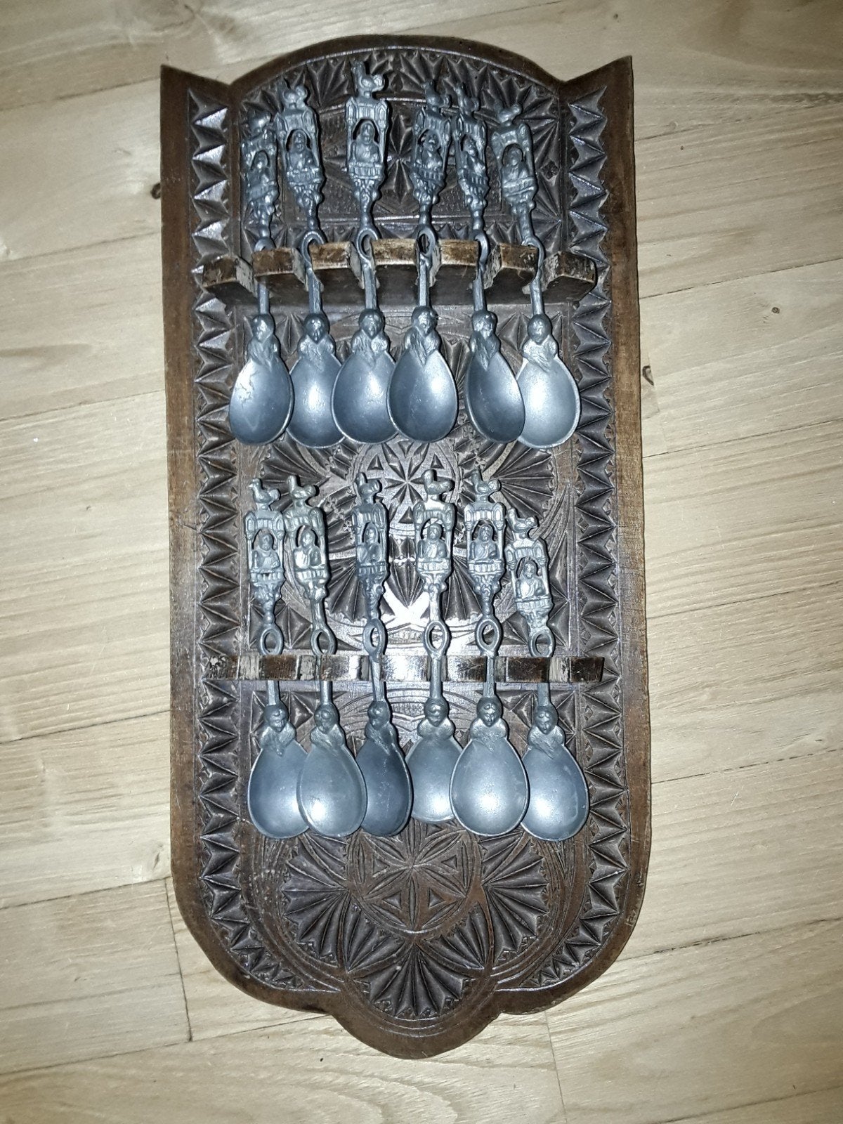 Houten lepeltjes met 12 tinnen lepels, Ophalen of Verzenden