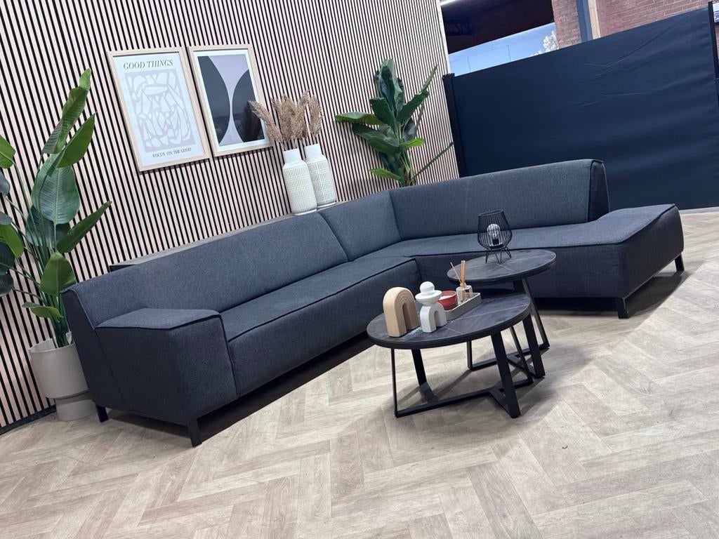 ZGAN Moderne Montel Strike Hoekbank - Antraciet - 272 x 215, Huis en Inrichting, Banken | Bankstellen, 250 tot 300 cm, -, -, Hoekbank
