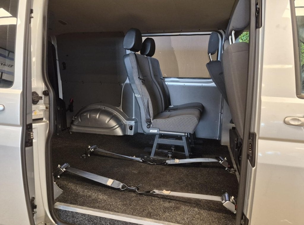 Volkswagen Transporter 2.0 TDI 103KW (bj 2013), Auto's, Volkswagen, Euro 5, Stof, Gebruikt, Grijs