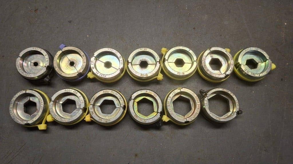 13x Orginele Klauke R22 inzetbekken inzetschalen inzetbekjes, Auto diversen, Autogereedschap, ,, Ophalen of Verzenden, Zo goed als nieuw