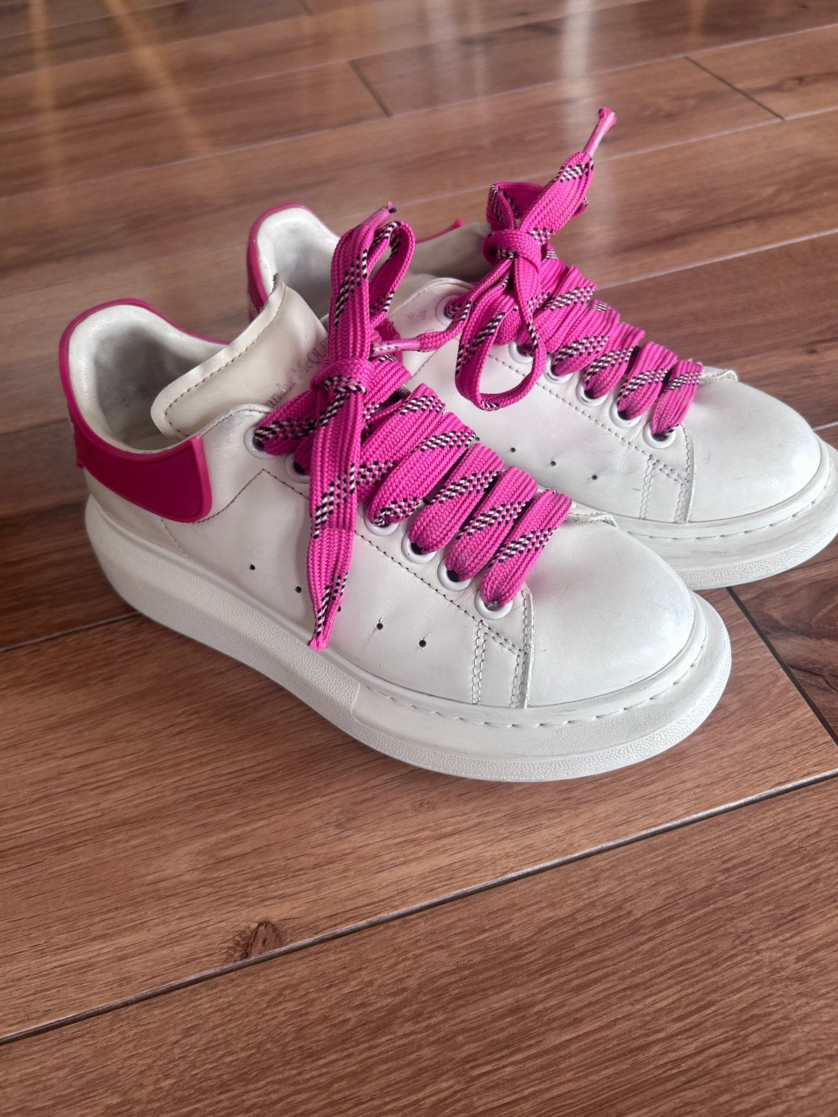 Alexander mcqueen maat 36, Ophalen of Verzenden, Zo goed als nieuw, Zwart, Sneakers of Gympen