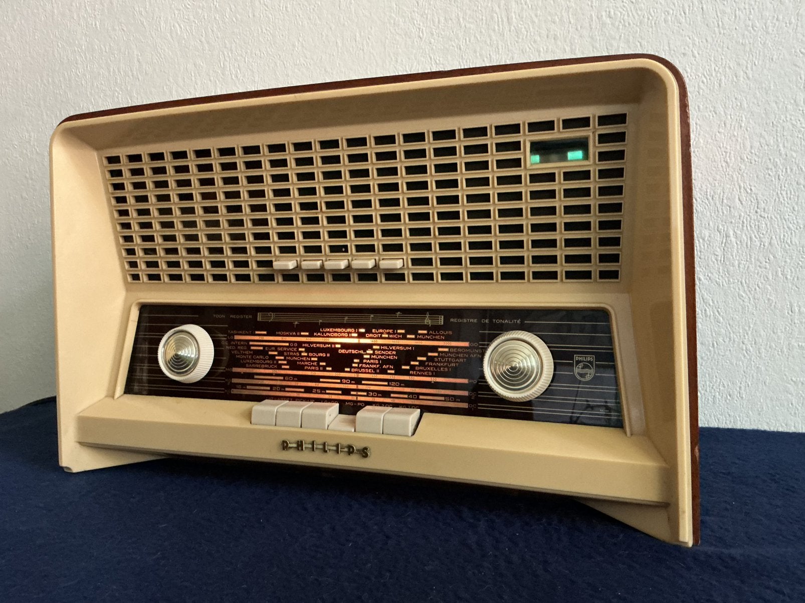 oude Philips radio- B4X89A, Ophalen of Verzenden, Radio