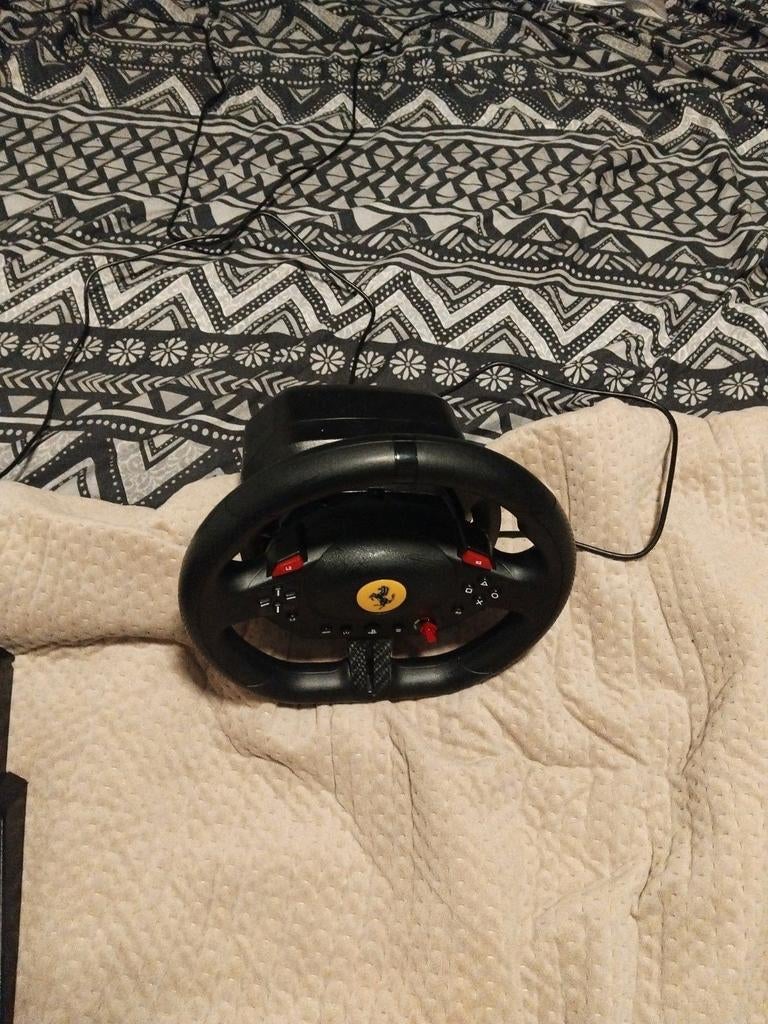 Thrustmaster Ferrari Racing Wheel met pedalen, Spelcomputers en Games, Games | Overige, Ophalen of Verzenden