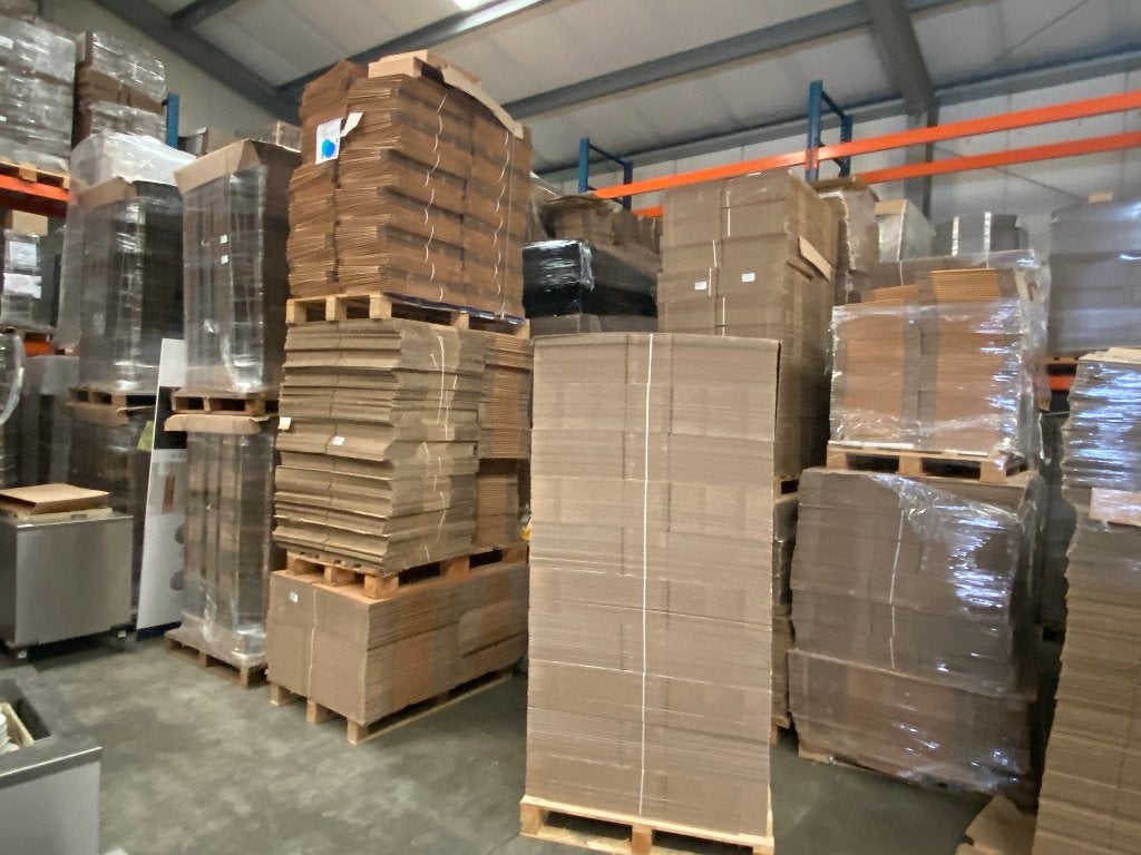 Heel veel verpakkingsmateriaal in Online Veiling, Ophalen, Doos, 100 cm of meer, M
