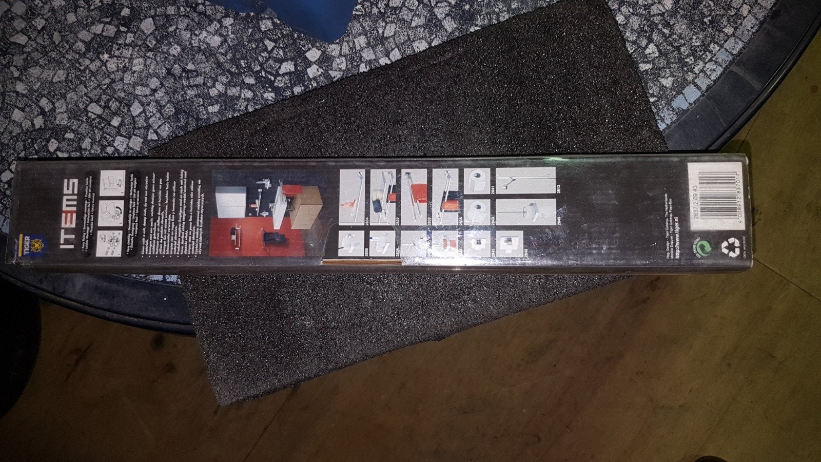 Tiger ITEMS RVS handdoekrek -  in verpakking, Ophalen of Verzenden, Nieuw, Overige merken, Badkamerrek