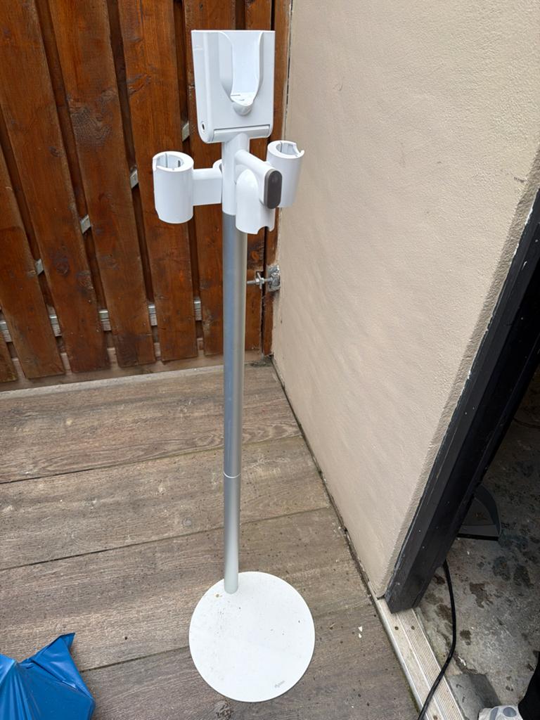 Dyson Vloerstandaard voor steelstofzuiger, Ophalen, Inclusief accessoires, Gebruikt, Dyson